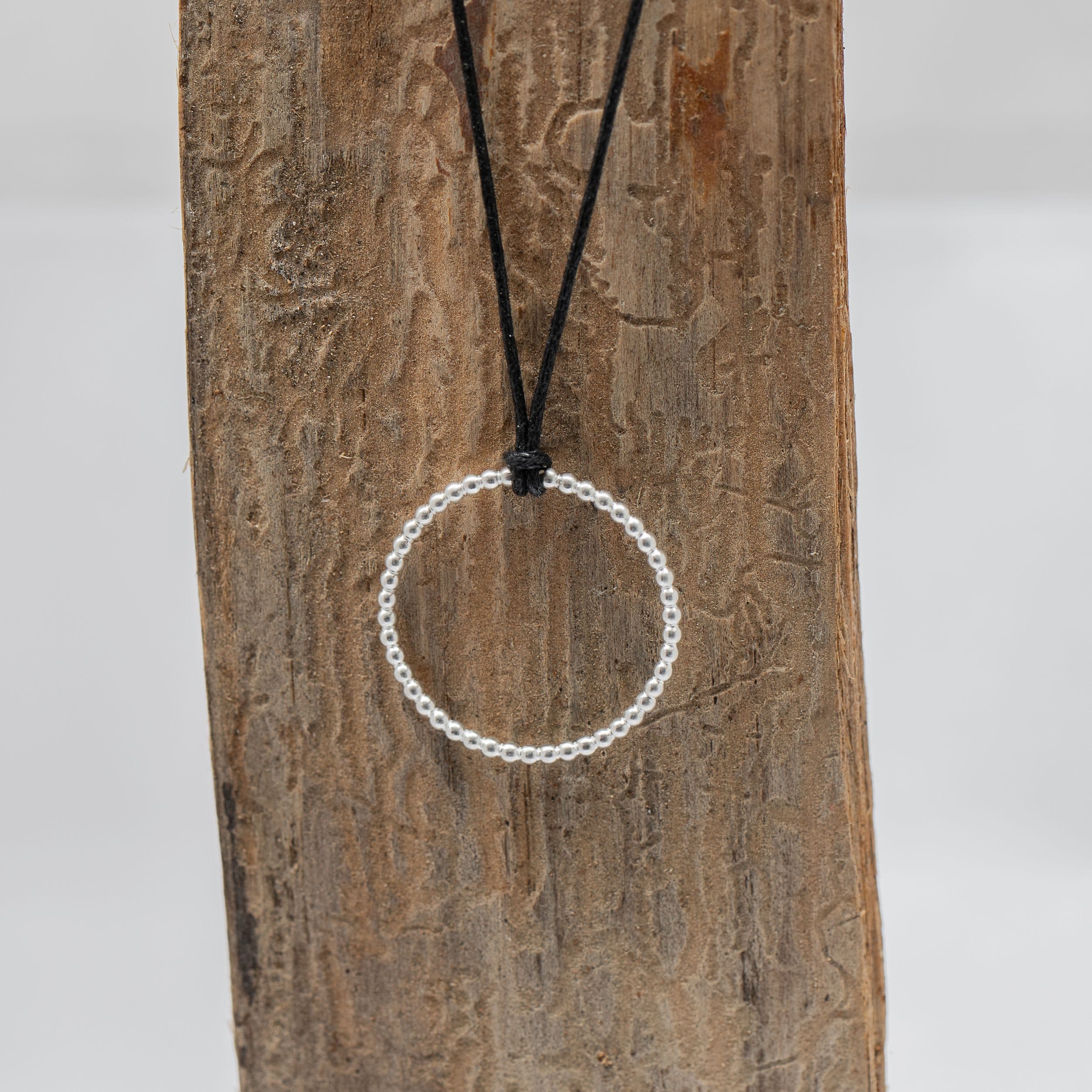 Ketting met pareldraad